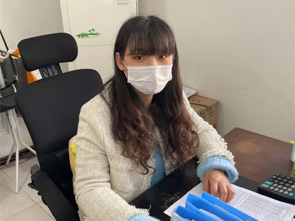榜樣力量｜精誠嚴細，財務辦陳閃擔當有為